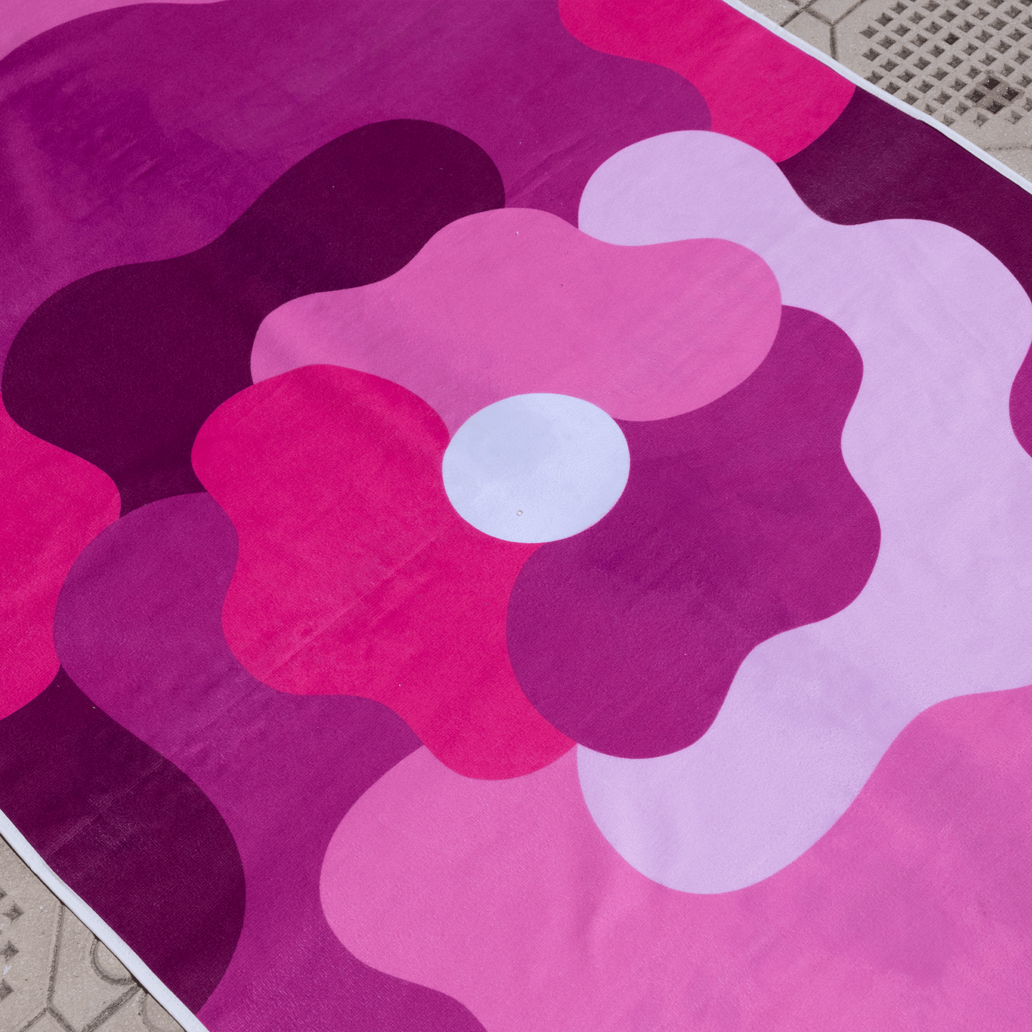 Paradise Single Towel Pink Berry